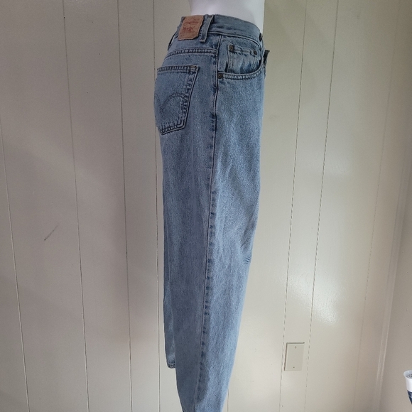 Levi 550 Classic Relaxed Tapered 30x28 Denim Light Wash Jeans Women VTG Sz 12S - Picture 2 of 9